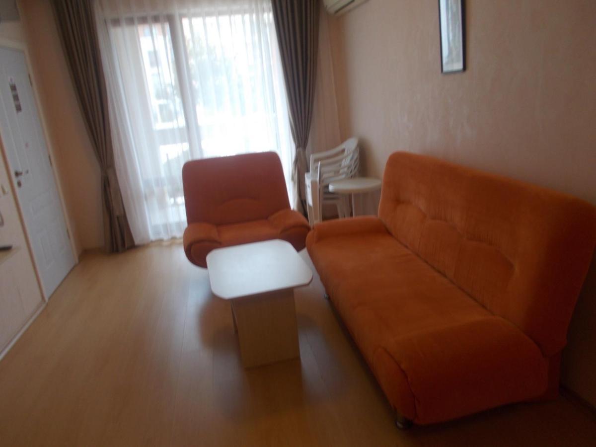 Private Apartment 49 In Prestige Fort Beach Hotel Sveti Vlas Exterior photo