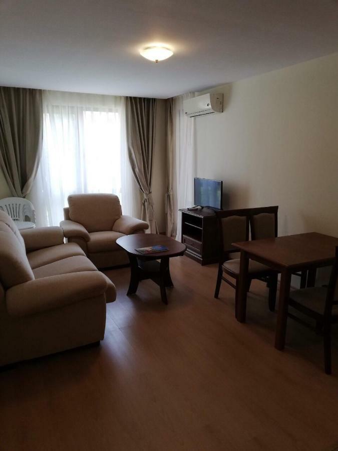 Private Apartment 49 In Prestige Fort Beach Hotel Sveti Vlas Exterior photo