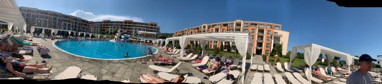 Private Apartment 49 In Prestige Fort Beach Hotel Sveti Vlas Exterior photo
